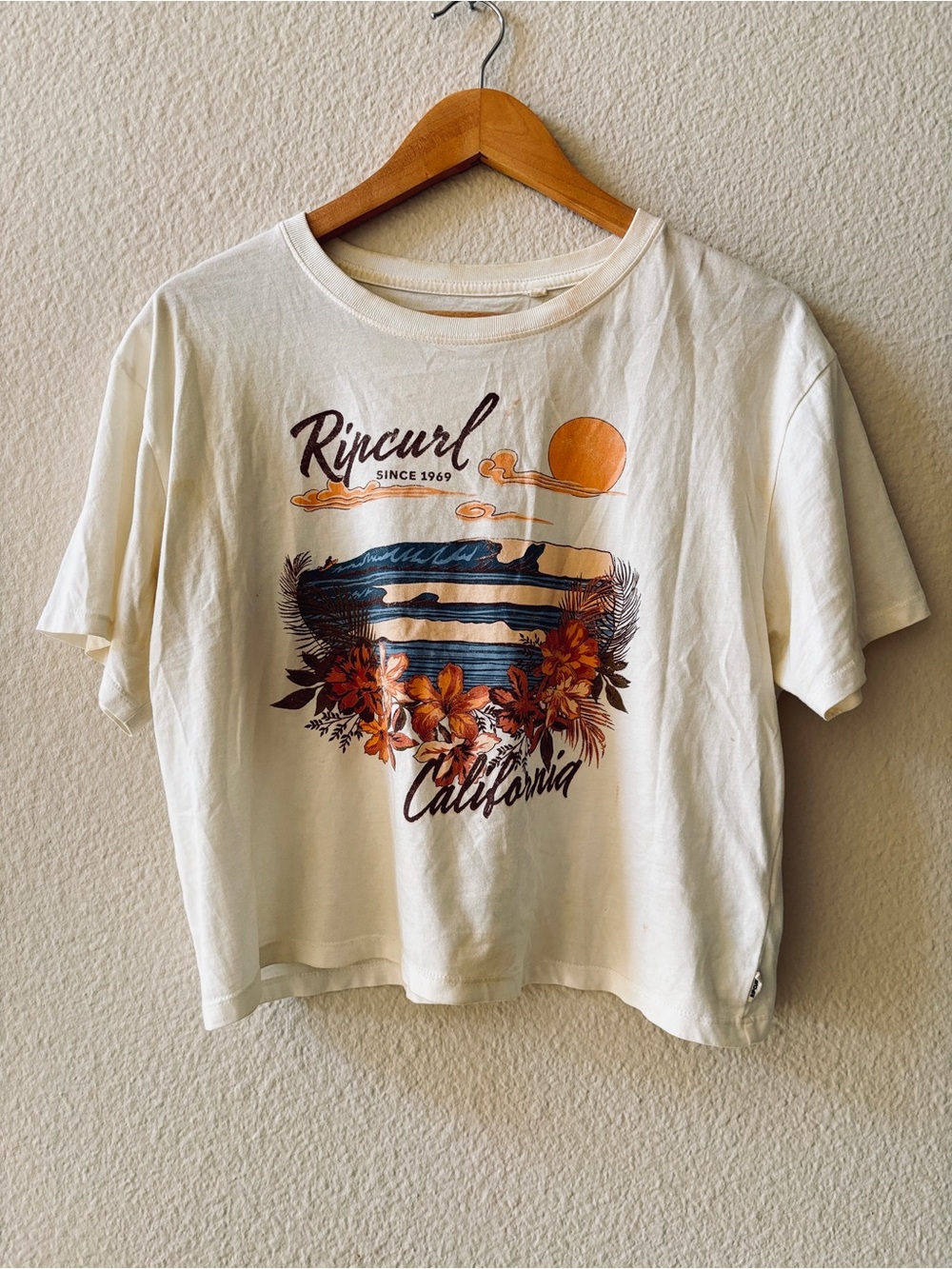 RIP CURL Cropped Tee Size S